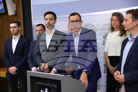 Васил Терзиев - общински съветници - брифинг