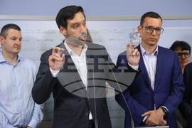 Васил Терзиев - общински съветници - брифинг