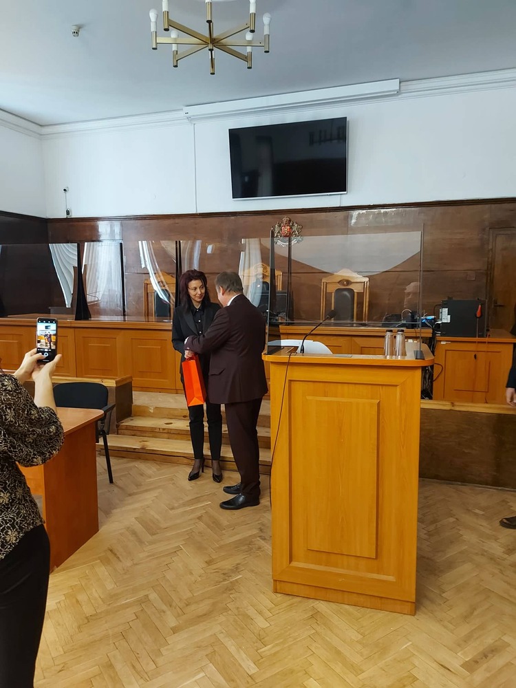 Административен съд – Смолян: Съдия Петя Оджакова встъпи в длъжност „съдия“ в Административен съд - Смолян