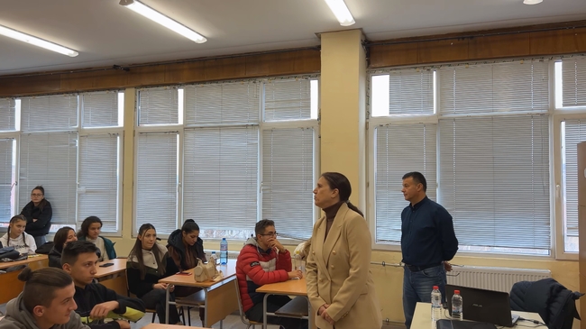 Асоциация на прокурорите в България: Прокурори от Кюстендил разговаряха с ученици от Професионалната гимназия по икономика и мениджмънт „Йордан Захариев“ как правата им могат да бъдат защитени
