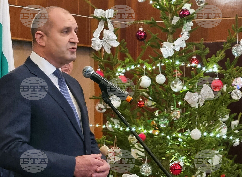 President Radev Wishes Bulgarians Merry Christmas