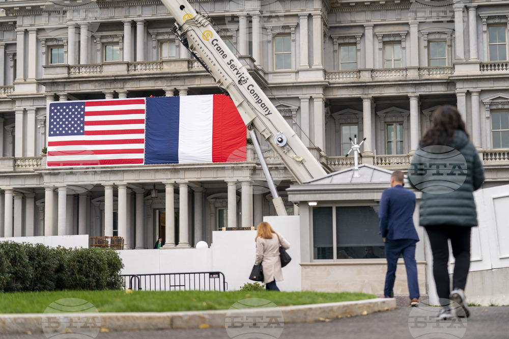 Заплахите на Тръмп за налагане на нови мита заради Гренландия са форма на икономическа война, заяви френска министърка