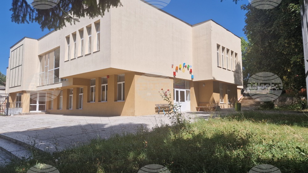 В Лозница канят малки и големи да участват в конкурси, посветени на наближаващите мартенски празници 