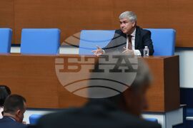 Парламент - заседание - Владимир Малинов