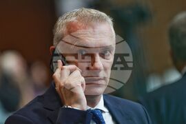 Парламент - заседание - Джейхан Ибрямов