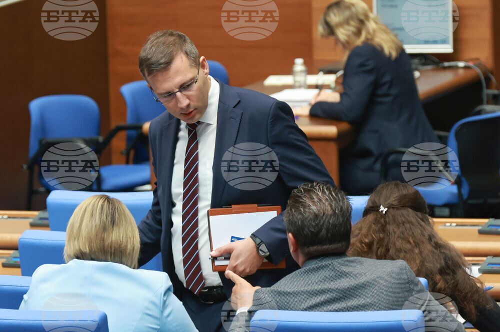 Парламент - заседание - Станислав Анастасов