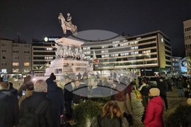 Протест срещу хартиенана бюлетина