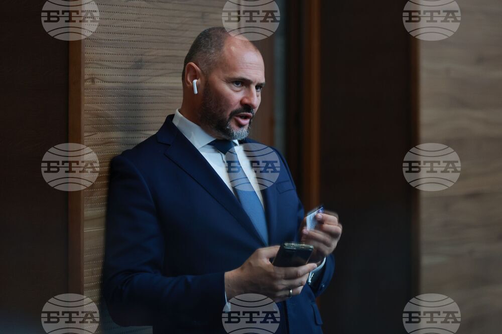 Парламент - заседание - Красен Кръстев