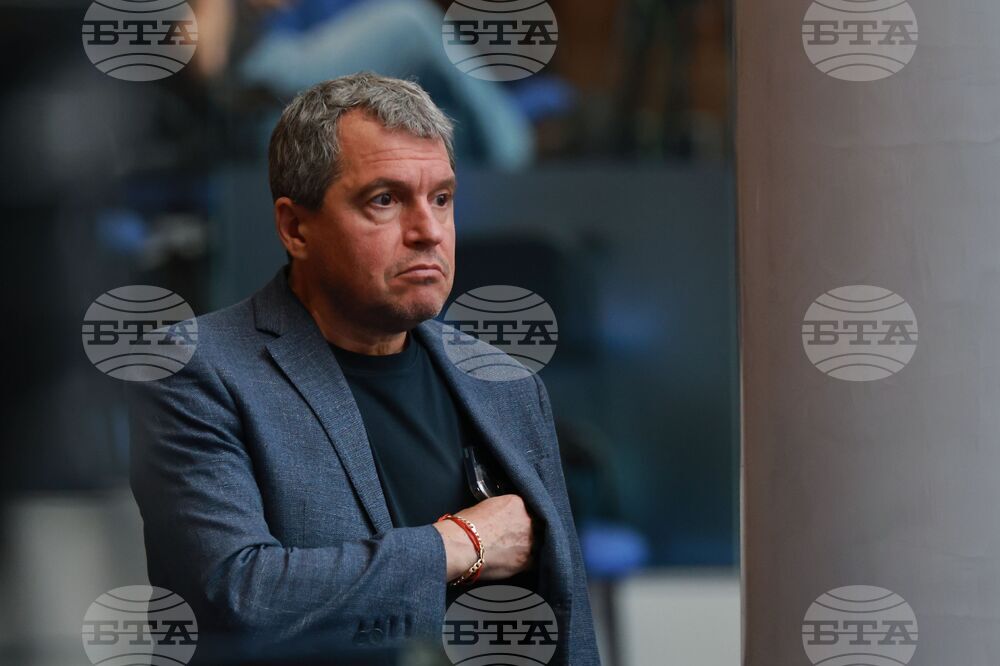 Парламент - заседание - Тошко Йорданов