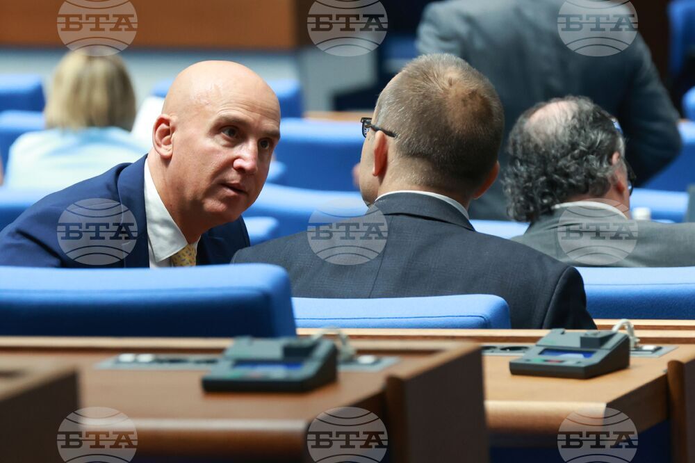 Парламент - заседание - Димитър Найденов