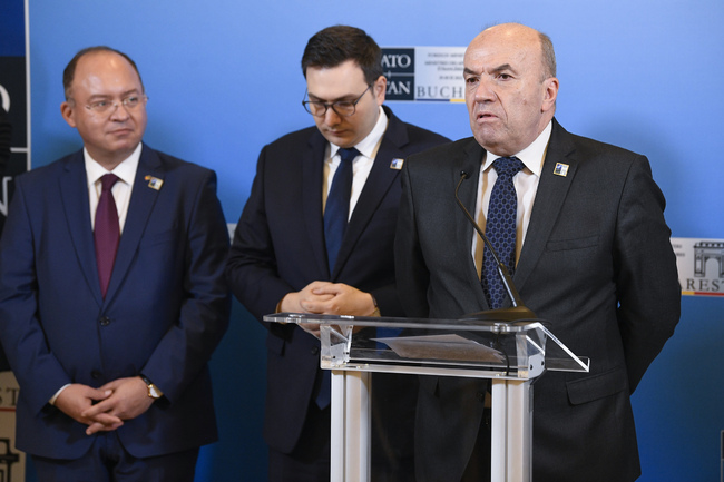 Силната подкрепа на България за Украйна е потвърдил министър Николай Милков на срещата на външните министри на страните членки на НАТО