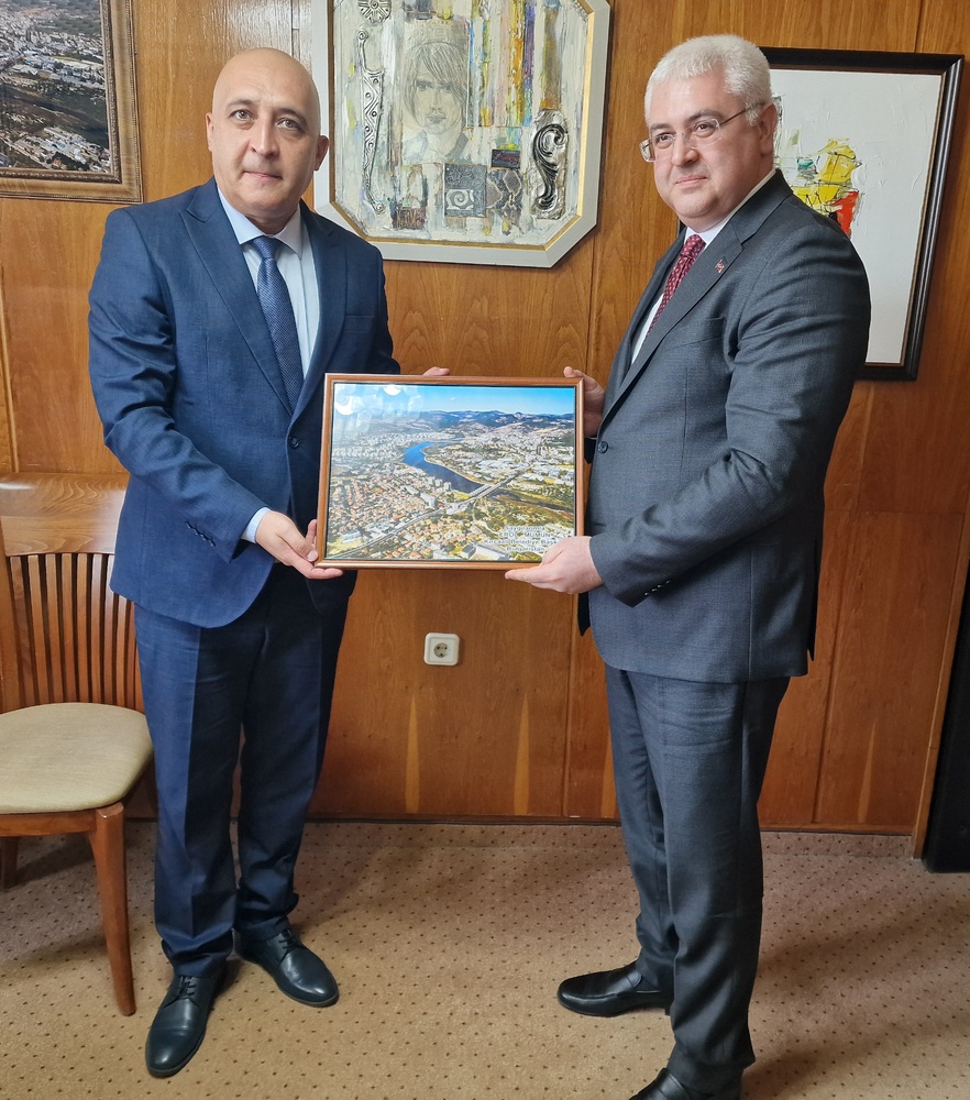 Община Кърджали: Турският посланик се срещна с кмета на Кърджали