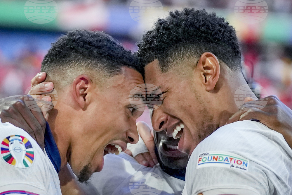 Джуд Белингам защити Трент Алекзандър-Арнолд след освиркванията в Ливърпул