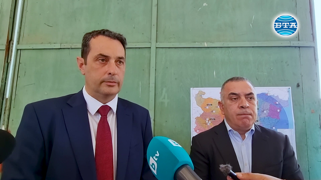 Транспортният министър обяви начало на ремонта на временната оперативна база за спешна медицинска помощ по въздух на летище "Бършен" край Сливен