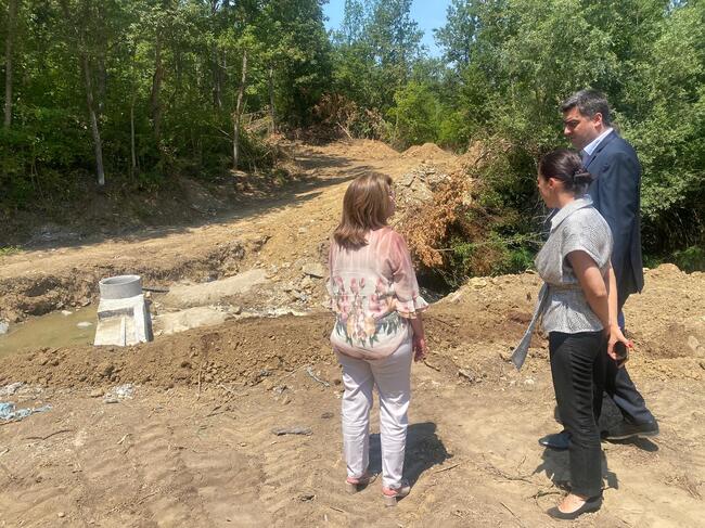 Министерство на регионалното развитие и благоустройството: Министър Виолета Коритарова провери строителството на магистрала „Хемус“
