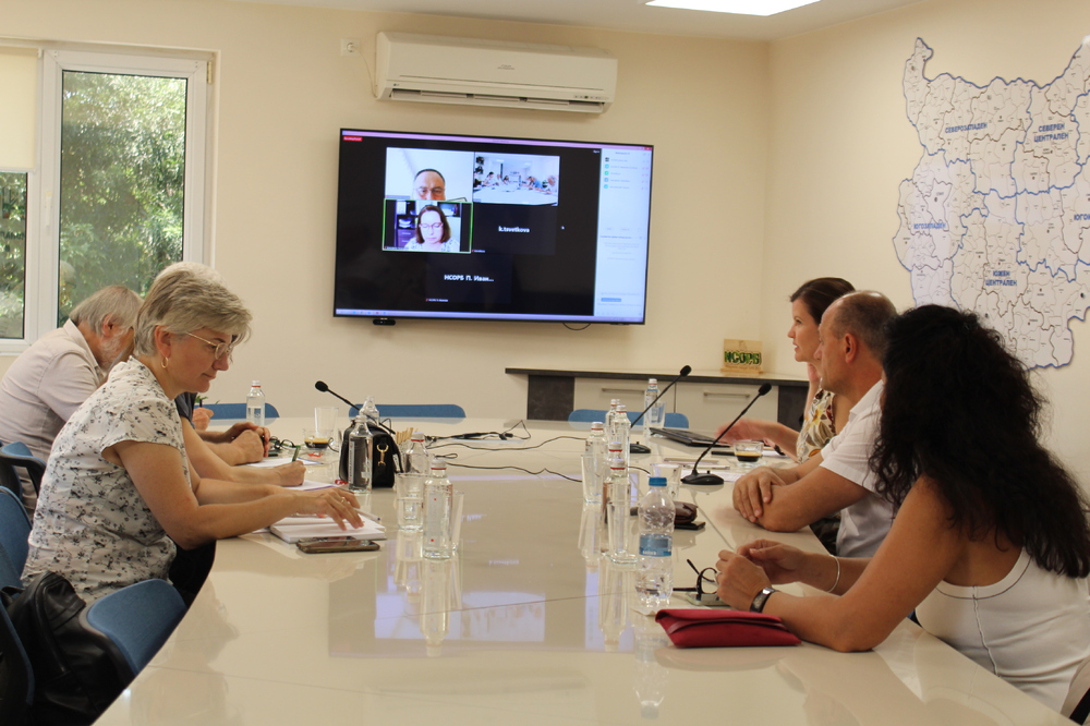 Община Шумен: Архитект Цвета Жекова участва в работна среща по въпроса за законодателната реформа в архитектурно-строителния сектор