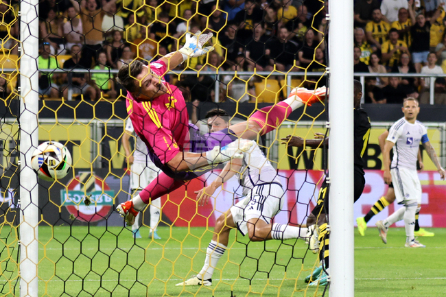 Пловдив - Футбол - Ботев (Пловдив) - Марибор (Словения)