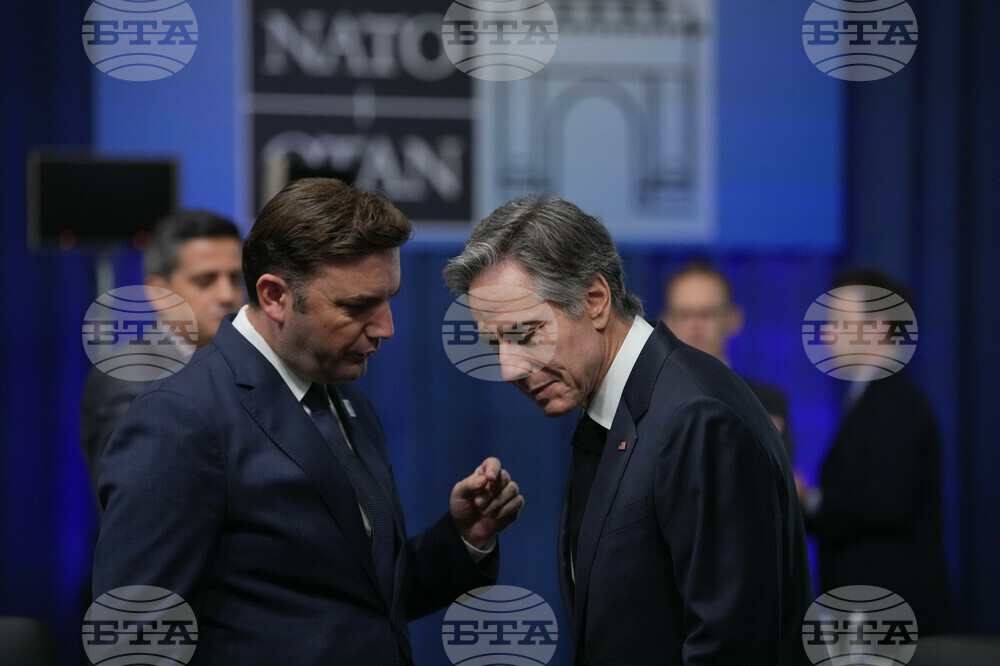 CORRECTION Romania NATO Foreign Ministers Meeting