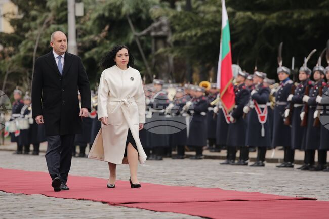 Румен Радев - Вьоса Османи-Садриу - официално посрещане