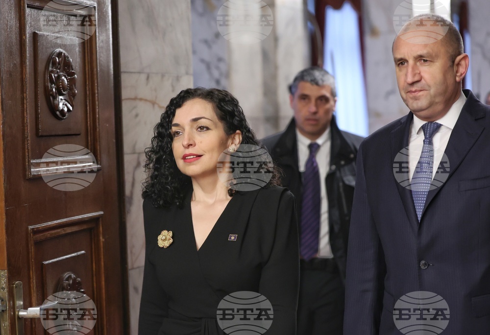 Румен Радев - Вьоса Османи-Садриу - среща