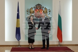 Румен Радев - Вьоса Османи-Садриу - среща