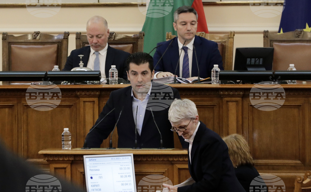 Парламент - заседание - Кирил Петков