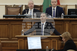 Парламент - заседание - Делян Добрев