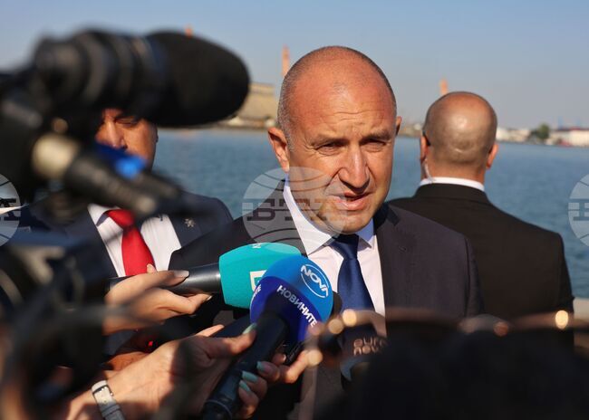 Бургас - Румен Радев - брифинг