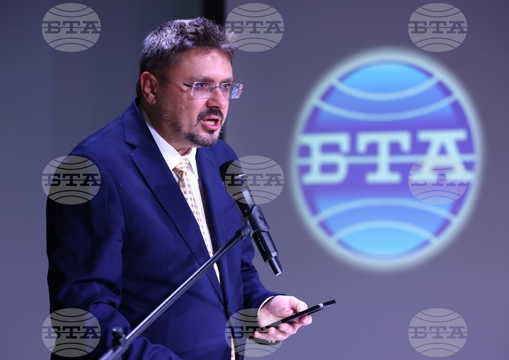 Мултимедиен център на БТА - БТА - AGERPRES - изложба - Кирил Вълчев