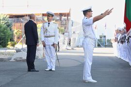 Бургас - „Бриз - 2024“ - Румен Радев - посрещане