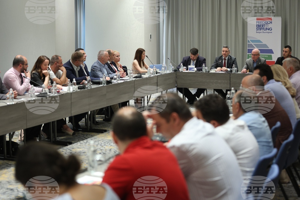 Дискусия - „(Р)еволюция на лявото: пътят пред България“