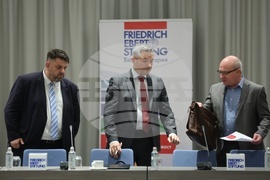 Дискусия - „(Р)еволюция на лявото: пътят пред България“