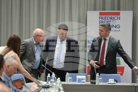 Дискусия - „(Р)еволюция на лявото: пътят пред България“