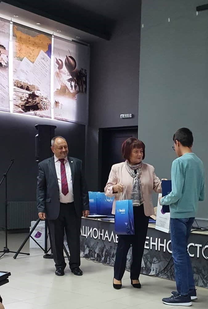 Община Хасково: Три награди от НК „Родолюбие“ за ученици от Школа по етнография и история при ОП „Младежки център“