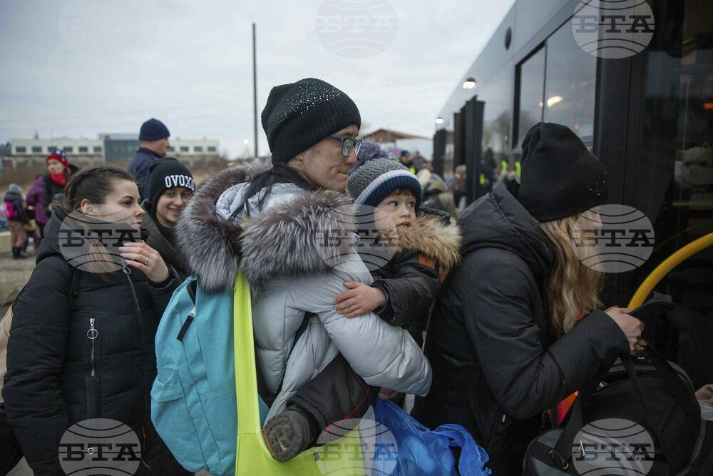 Общо 3780 украински бежанци са пристигнали в Гърция