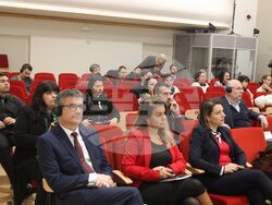 Снимка: Министерство на околната среда и водите - Зам.-министърът на околната среда и водите Ренета Колева по време на конференция на тема „От управление на отпадъците до управление на ресурсите”, организирана вчера от Френския институт в България.