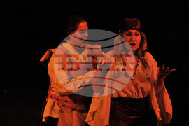 Бургас - опера - Трубадур - премиера