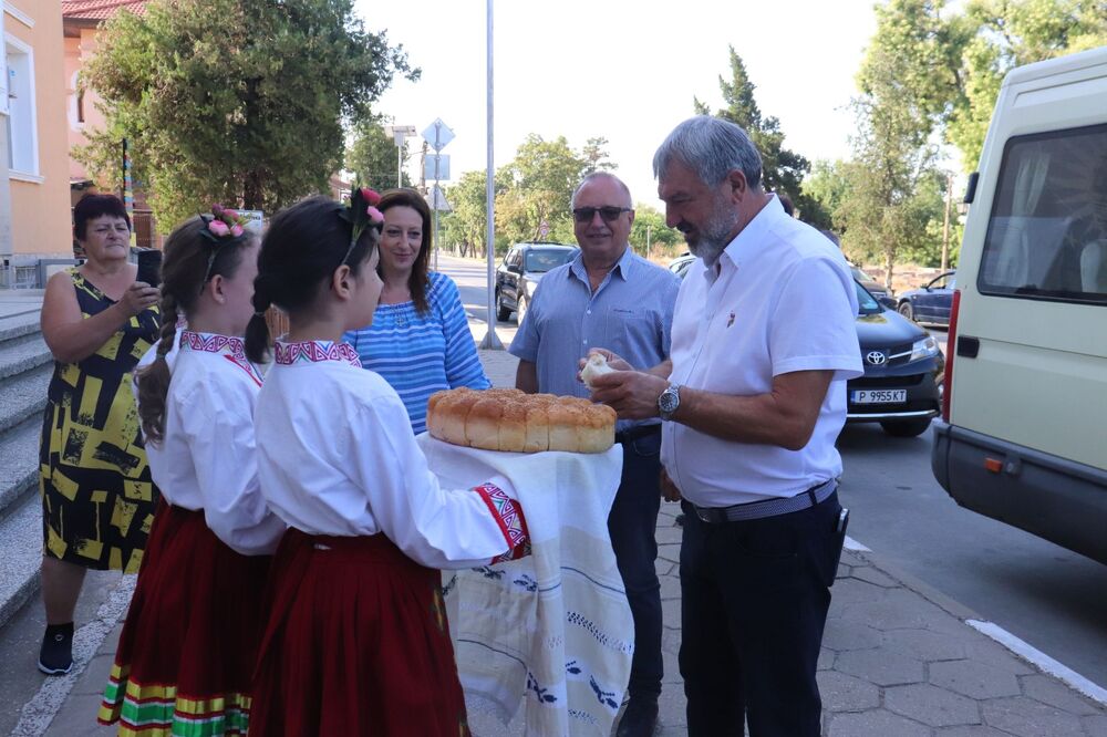 Областна администрация Русе: Започна тридневен поход, посветен на паметта на Хаджи Димитър и Стефан Караджа. Началото бе поставено в Ценовско