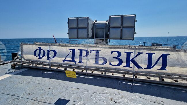 Вертолет и фрегатата "Дръзки" продължават издирването на изчезналия риболовен кораб в Черно море