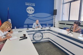 Национален пресклуб на БТА Ловеч - Стефан Тихолов - председател на Общински съвет - пресконференция