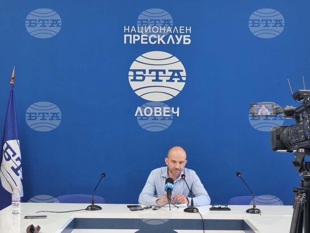 Национален пресклуб на БТА Ловеч - Стефан Тихолов - председател на Общински съвет - пресконференция