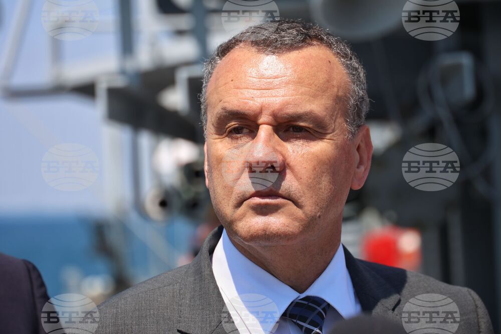 Фрегата „Дръзки“ - Румен Радев - Военноморски сили - пресконференция