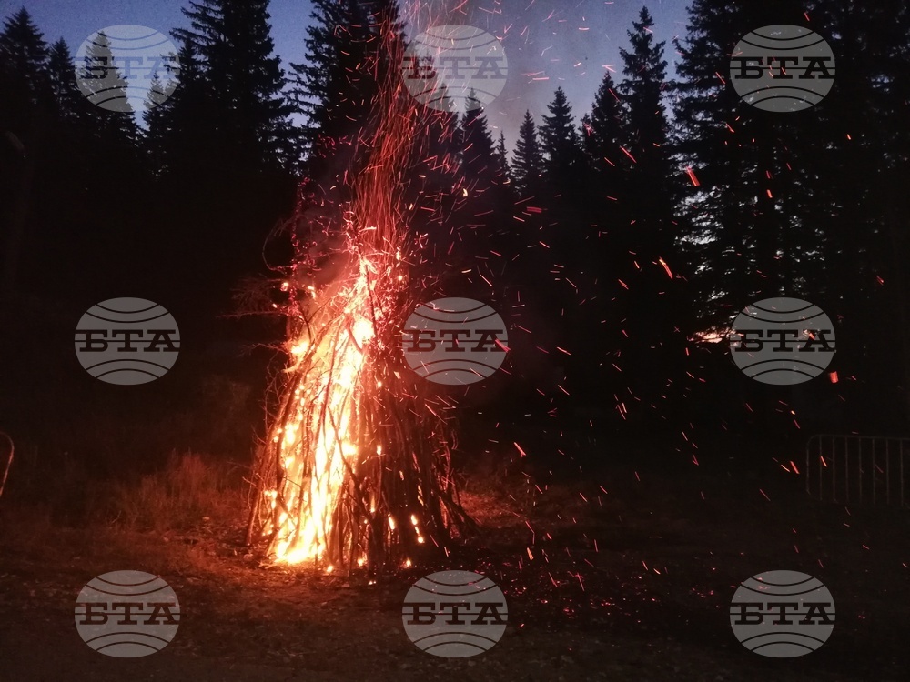 В Чипровци ще изгонят злото с огън и веселие на площада
