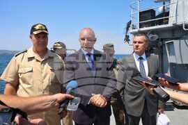 Фрегата „Дръзки“ - Румен Радев - Военноморски сили - пресконференция