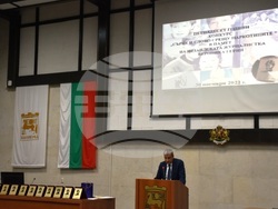 Кметът на Благоевград Илко Стоянов и Н.Пр. Мартина Фийни, посланик на Ирландия в България наградиха заслужили журналисти в конкурса „Сърце и слово срещу наркотиците“