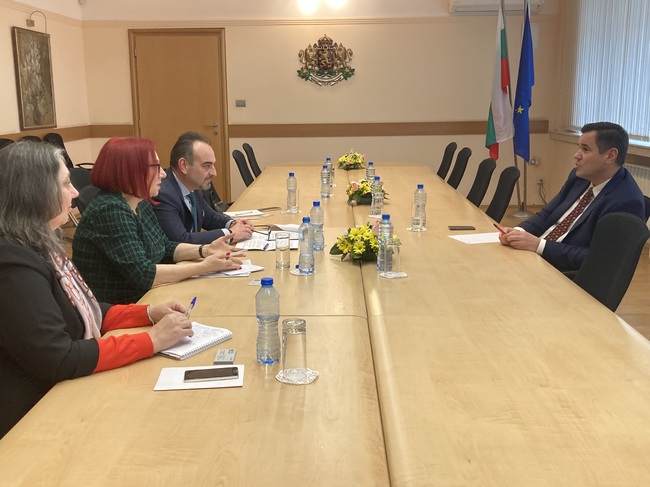БСК: Ръководството на БСК и браншови организации от хранително-питейната индустрия се срещнаха с министъра на икономиката 