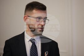 Парламент - Комисия по външна политика