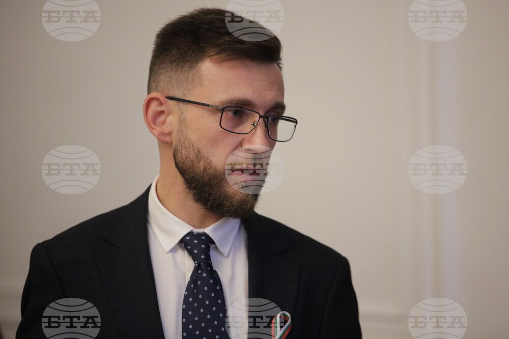 Парламент - Комисия по външна политика