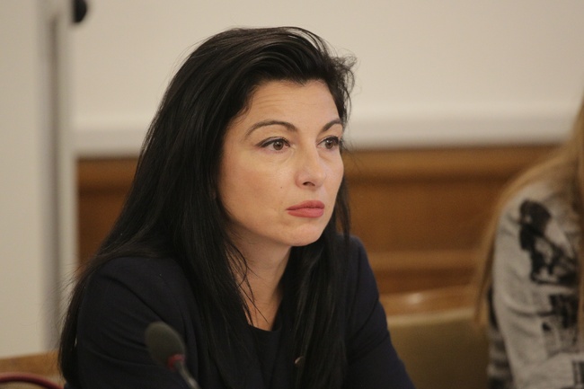 Около 3000 души с увреждания са работили по програми на МТСП през 2022 г., каза заместник-министър Надя Клисурска