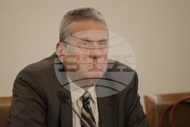 Комисия по труда, социалната и демографската политика - заседание - Емил Мингов